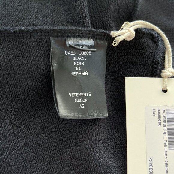 VETEMENTS - IPO Trade Unicorn Definition Venture Capitalist Hoodie FW22 - Picture 11 of 16